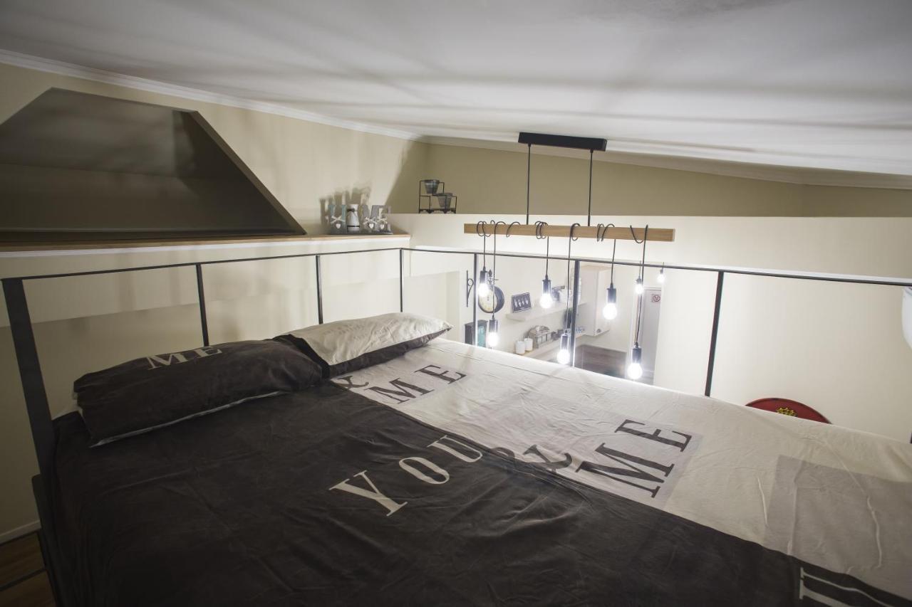 62 Steps To Petit Bonheur Appartement