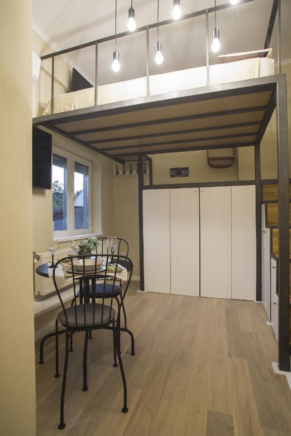62 Steps To Petit Bonheur Appartement *